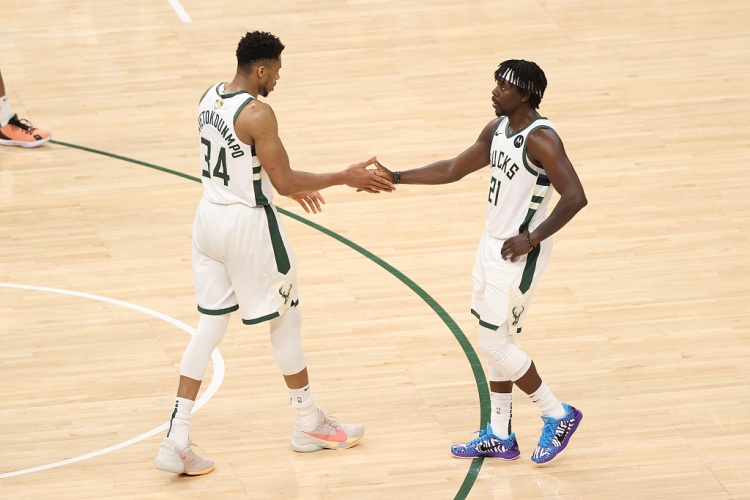 乐鱼体育登陆入口-一石二鸟？Stein：尼克斯想从开拓者引进霍勒迪 吸引字母哥加盟