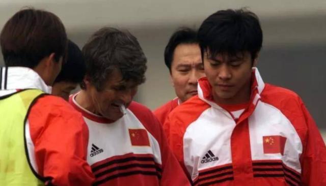 乐鱼体育线上网站-天津队前队长成津门虎助教：带替补热身也并不简单